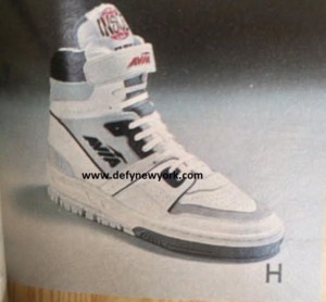 Avia Men's Avi Retro 830 Black Red White Classic Basketball Shoe Sneakers